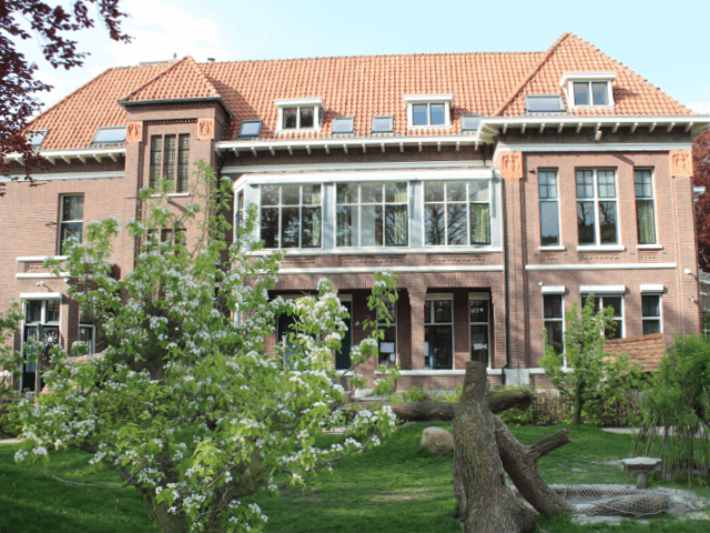 The Estate Building