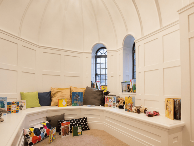 Reading corner Little Castle