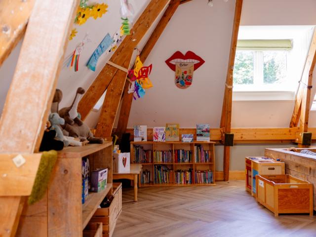 Room with books Club Basker The Estate After School